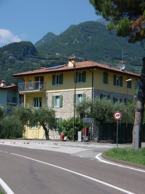 Casavarone Ρίβα ντελ Γκάρντα Δωμάτιο φωτογραφία